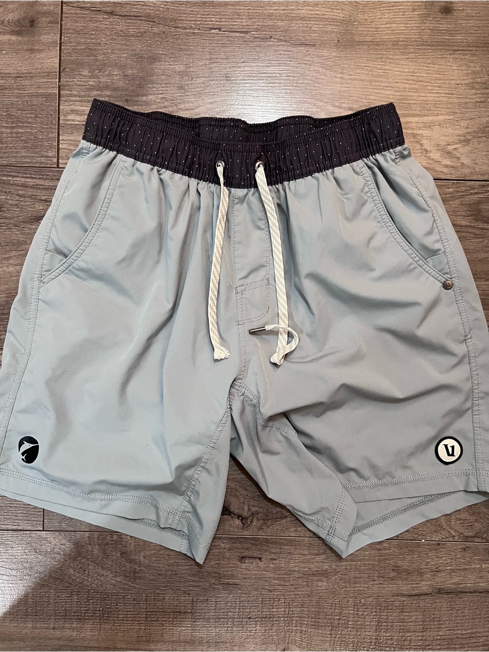 Vuori Men's Athletic Shorts in Light Gray with Black Waistband